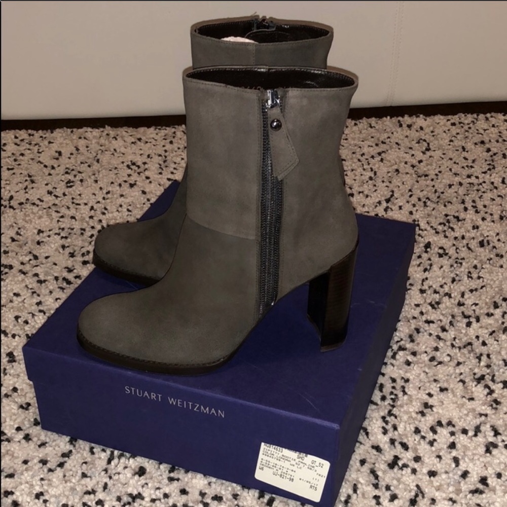 Stuart Weitzman Zipitty Suede bootie NWT